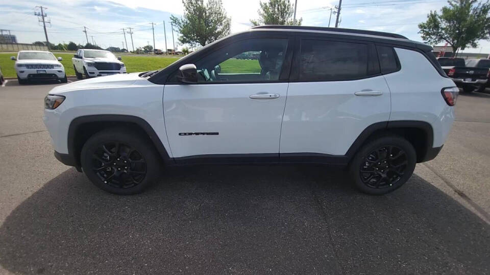 2024 Jeep Compass for sale at Victoria Auto Sales in Victoria, MN