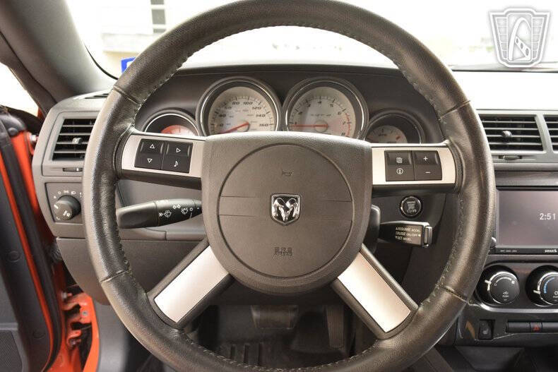 2008 Dodge Challenger SRT8
