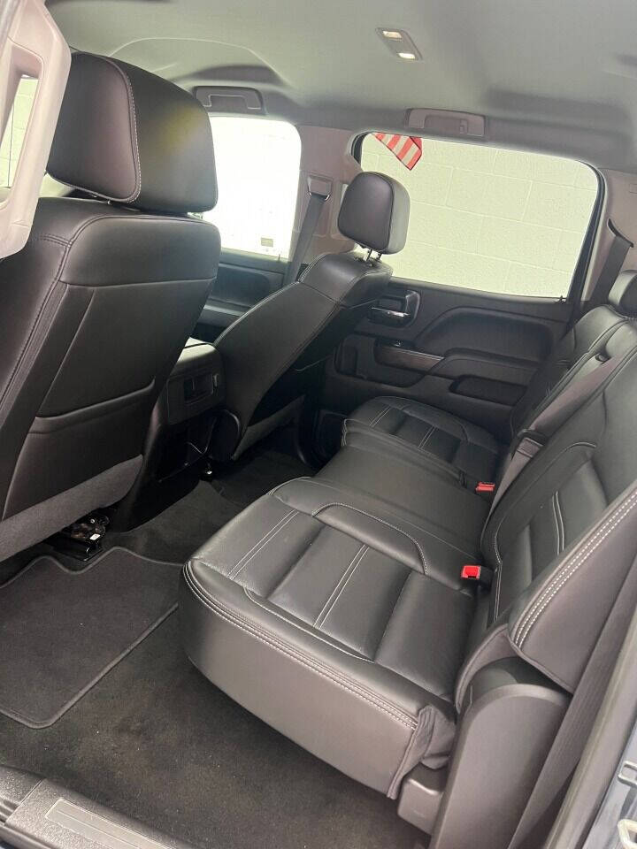 2019 GMC Sierra HD Pickup - $53,900