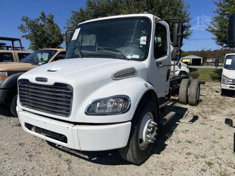 2010 Freightliner Business class M2
