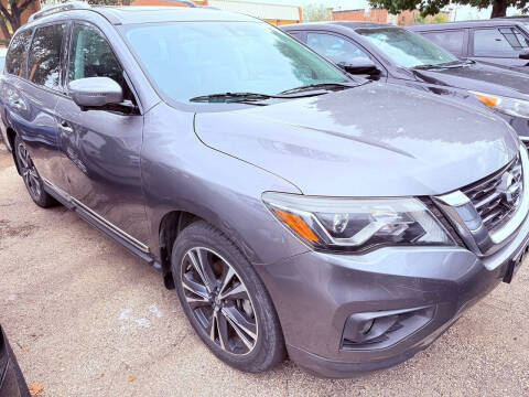 2017 Nissan Pathfinder Platinum