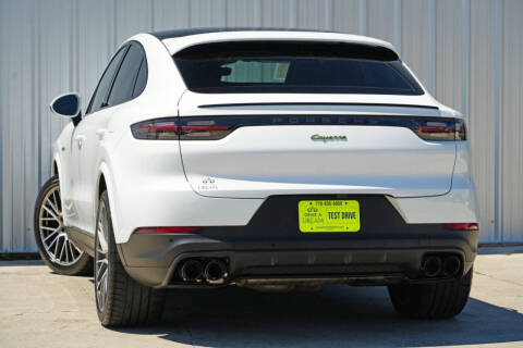2023 Porsche Cayenne E-Hybrid Coupe