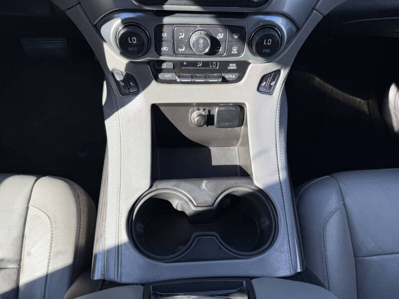 2015 Chevrolet Suburban LT