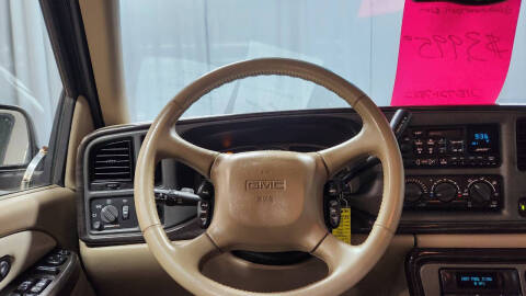 2002 GMC Yukon XL Denali