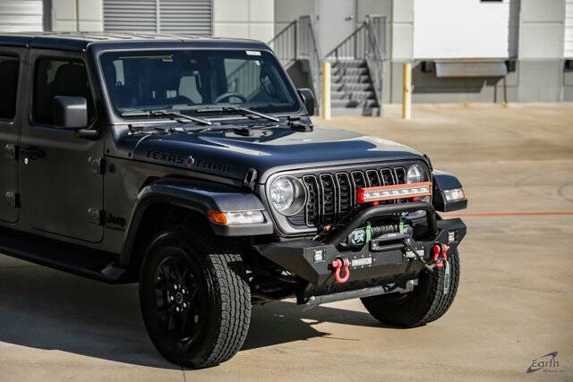 2024 Jeep Gladiator Sport