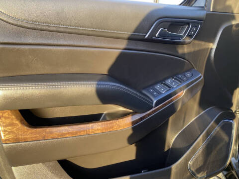 2017 Chevrolet Suburban LS