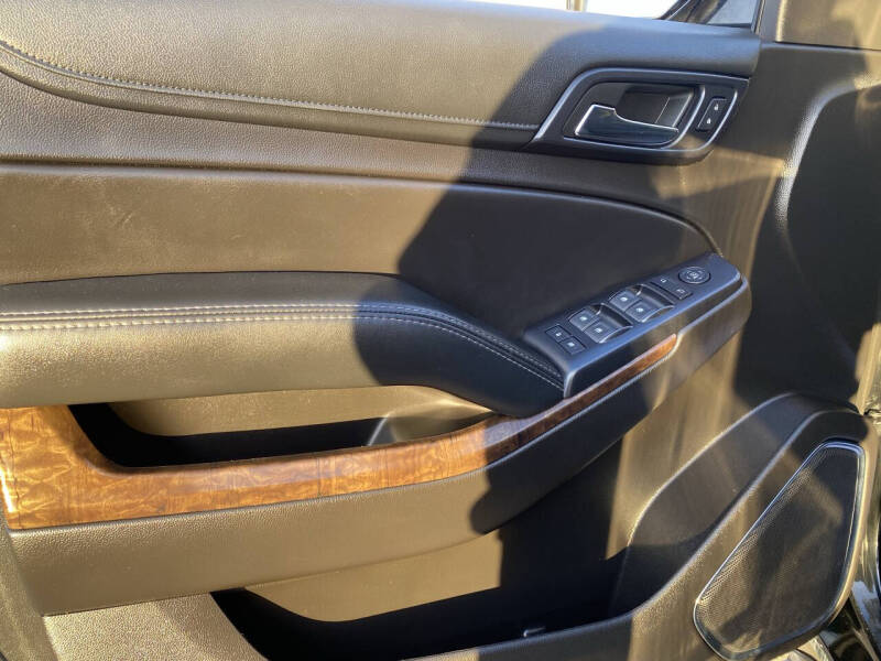 2017 Chevrolet Suburban LS