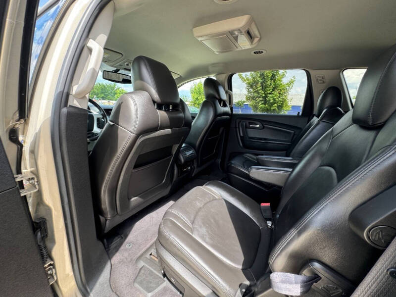 2010 Chevrolet Traverse LT