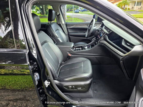 2023 Jeep Grand Cherokee