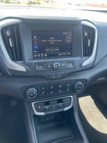 2024 GMC Terrain SLE