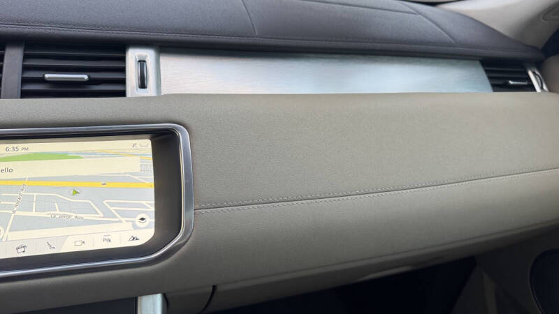 2017 Land Rover Range Rover Evoque SE Premium