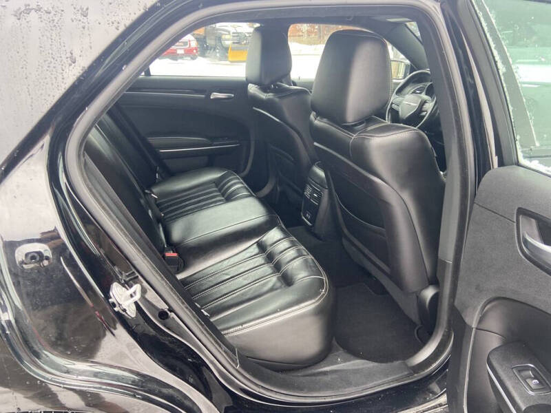 2021 Chrysler 300 S V6