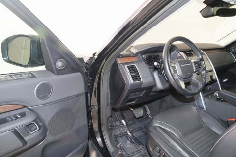 2023 Land Rover Discovery P300 S