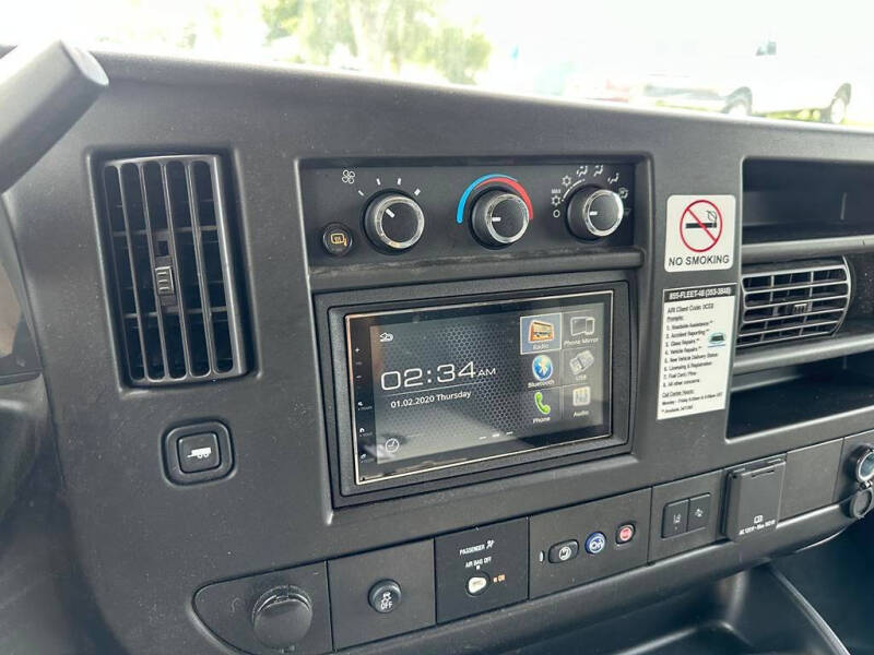 2024 Chevrolet Express 2500