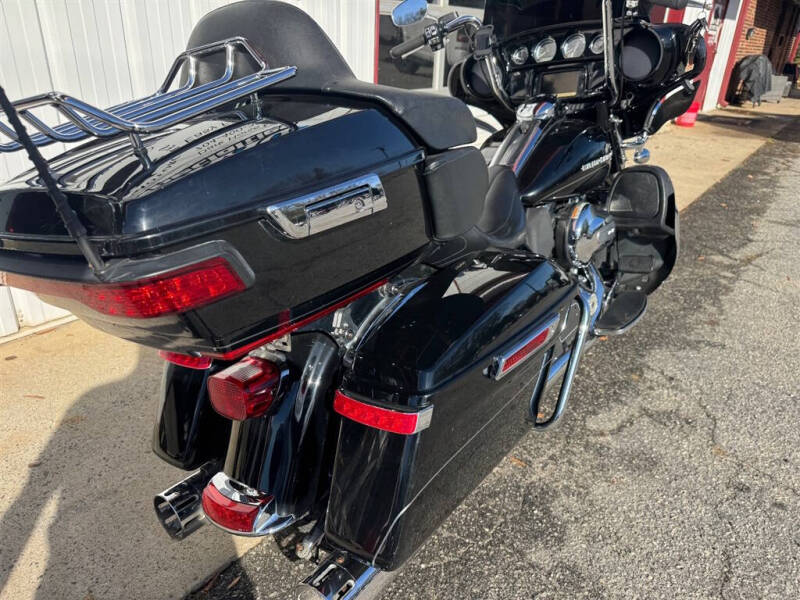 2015 Harley-Davidson FLHTK -