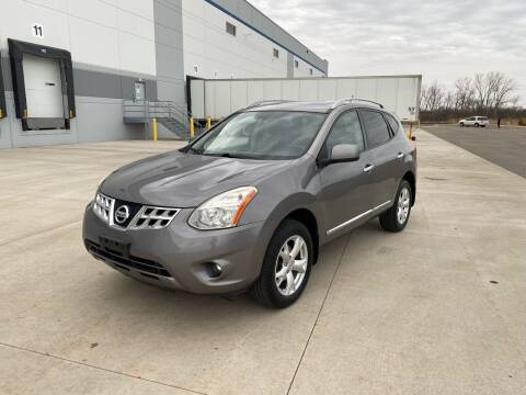 2011 Nissan Rogue for sale at Clutch Motors in Lake Bluff IL