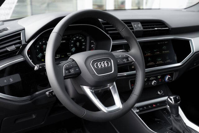 2025 Audi Q3 quattro S line Premium 45 TFSI
