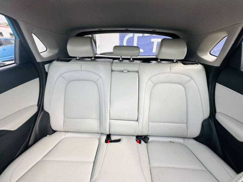 2022 Hyundai Kona Limited