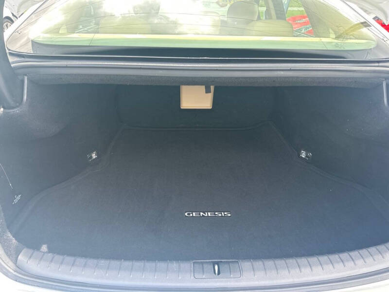 2016 Hyundai Genesis