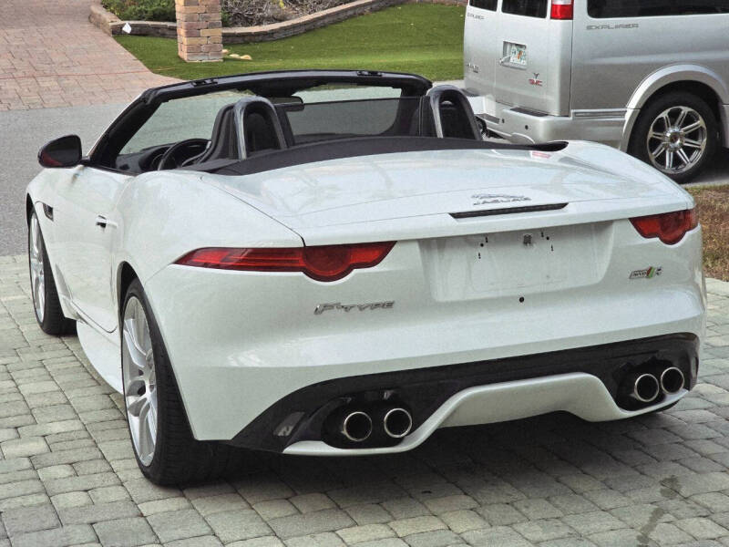 2016 Jaguar F-TYPE R
