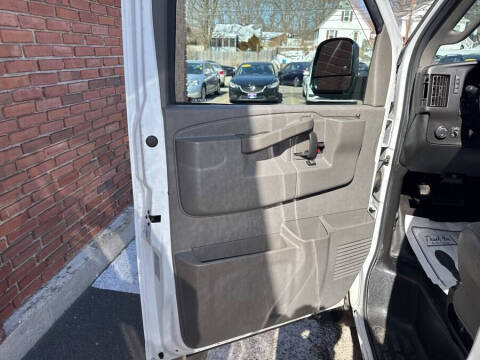 2019 Chevrolet Express 2500