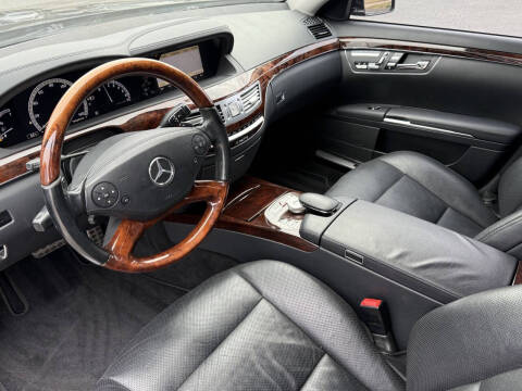 2012 Mercedes-Benz S-Class S 550 4MATIC