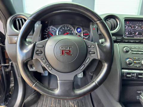 2013 Nissan GT-R Premium