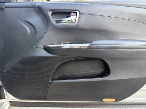 2013 Toyota Avalon Hybrid Limited