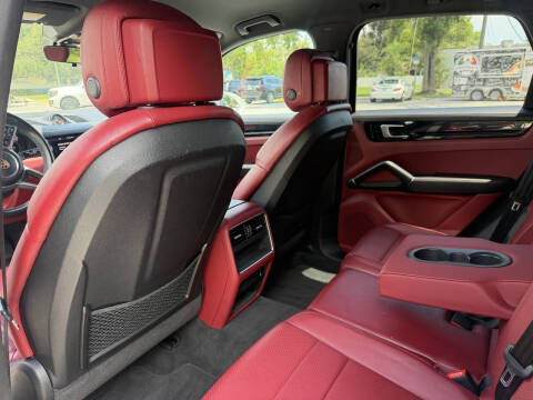 2021 Porsche Cayenne