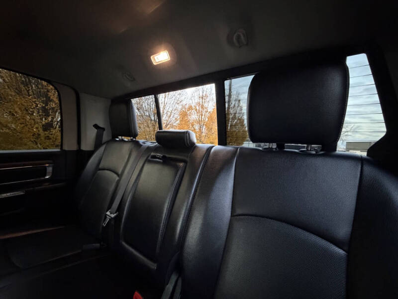 2017 RAM 3500 Laramie