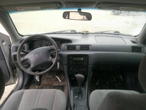 2001 Toyota Camry LE