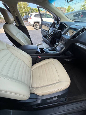 2017 Ford Edge SEL