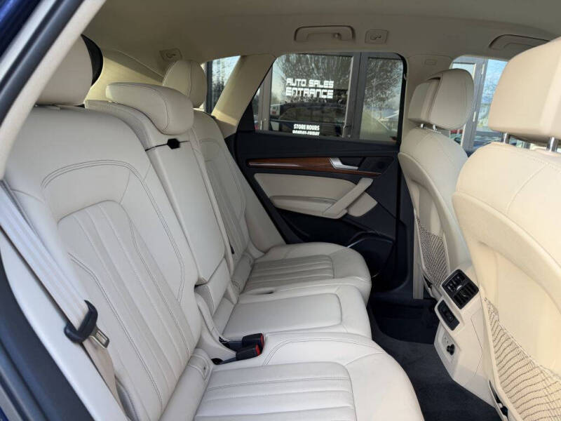 2022 Audi Q5 quattro S line Premium 45 TFSI