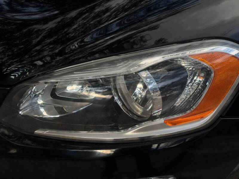 2015 Volvo XC60 T5 Drive-E Premier