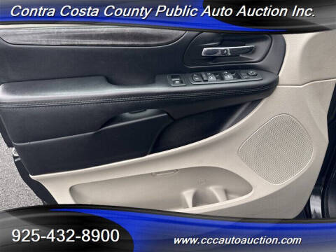 2017 Dodge Grand Caravan SE