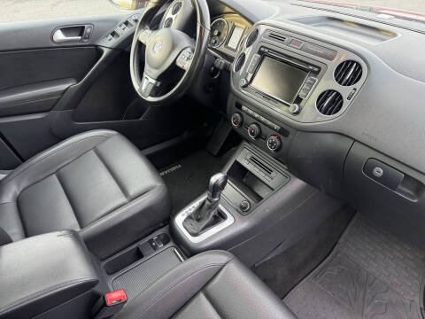 2015 Volkswagen Tiguan R-Line 4Motion