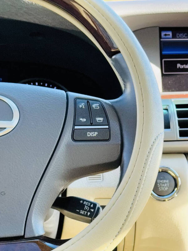 2013 Lexus LS 460