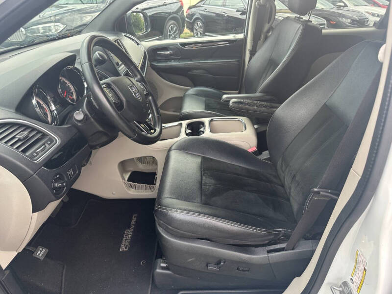 2017 Dodge Grand Caravan SXT