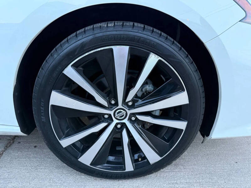 2019 Nissan Altima 2.5 SR