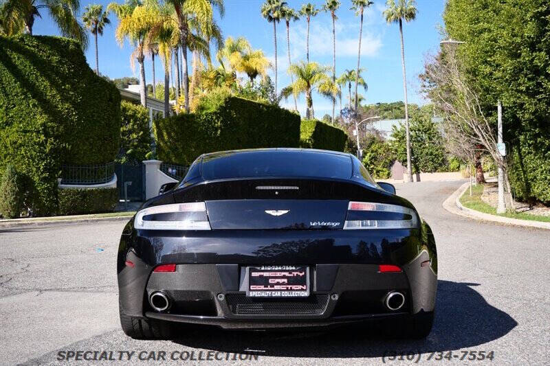 2011 Aston Martin V12 Vantage