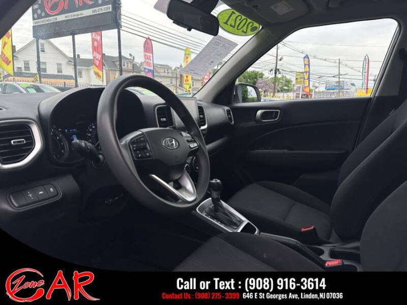 2021 Hyundai Venue SE