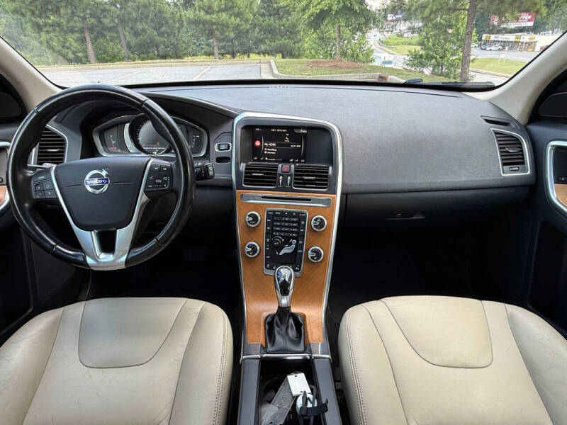 2017 Volvo XC60 T6 Inscription