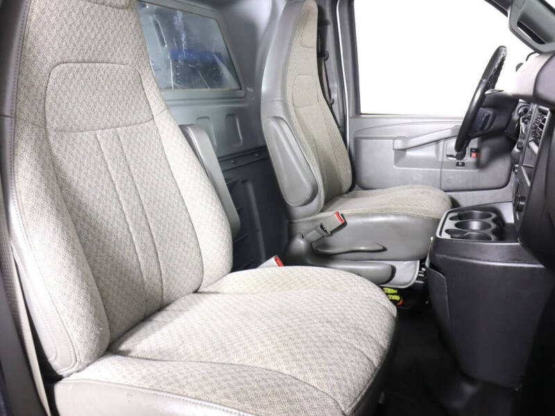 2019 Chevrolet Express 2500