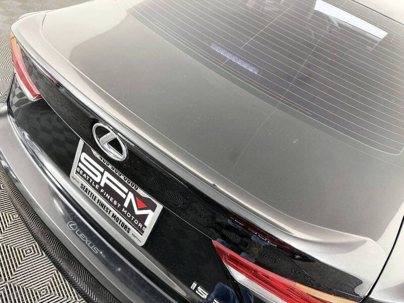 2018 Lexus IS 300
