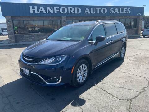 2017 Chrysler Pacifica for sale at Hanford Auto Sales in Hanford CA
