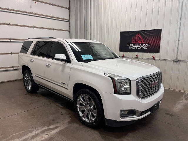 2017 GMC Yukon Denali's photo