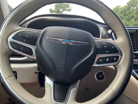 2018 Chrysler Pacifica Hybrid Limited