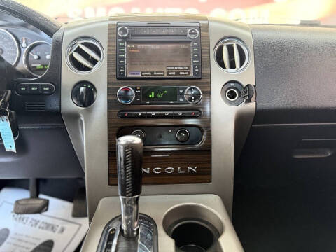 2008 Lincoln Mark LT