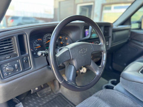 2003 Chevrolet Silverado 2500HD LS