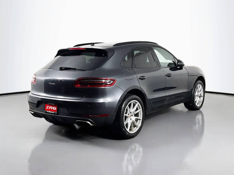 2017 Porsche Macan